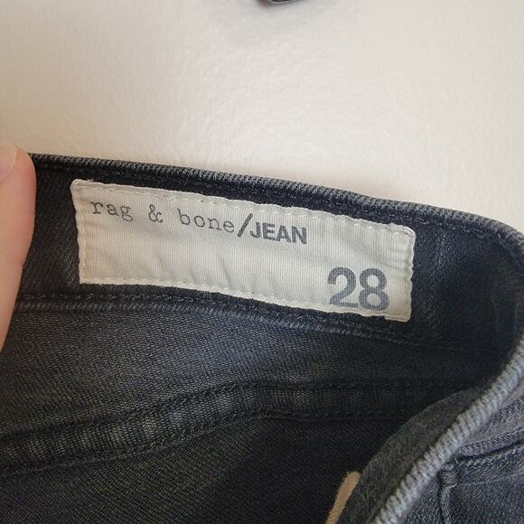 Rag and Bone Black Distressed Skinny Jeans Size 28 - Picture 3 of 4